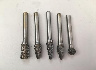 К-т. Фрезери за метал ф6мм 5бр.  010724