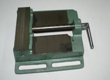 Менгеме машинно за бормашина, фреза и др. 150мм 04126