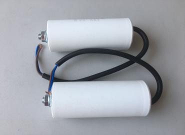 Кондензатор 30mf 450V с кабел 09813