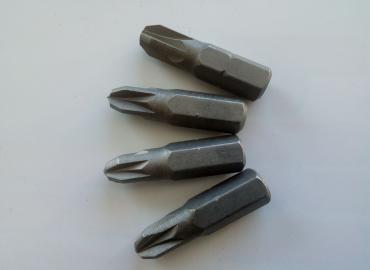 Накрайник бит PZ2 1/4" L25мм SPAIN 010027