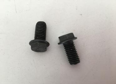 Болт 8х18 лява резба 010518