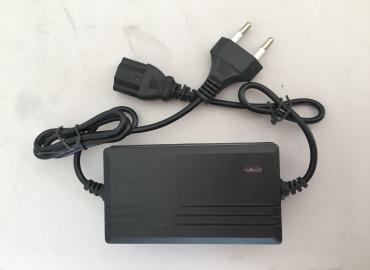 Зарядно за пръскачка 12V 1A 08572