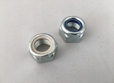 Гайка стопорна M10 ZN 08990